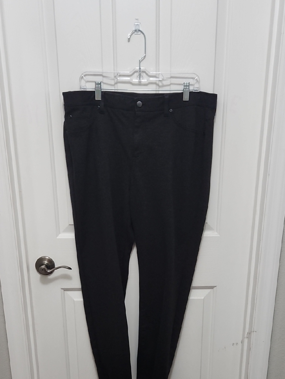 Chico's Blue Slimming Crop Jeans